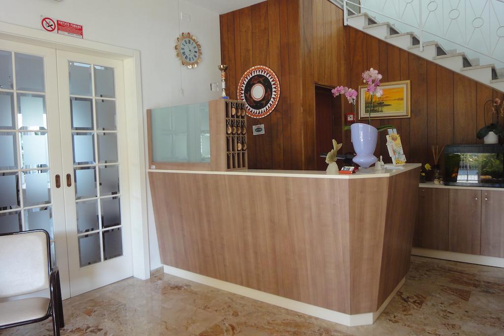 Hotel Villa Tua Riccione Dış mekan fotoğraf