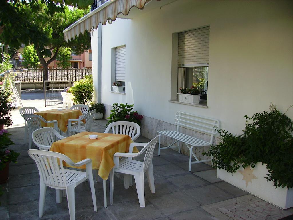 Hotel Villa Tua Riccione Dış mekan fotoğraf